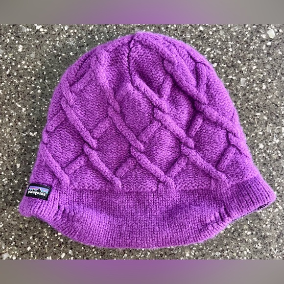 Patagonia Accessories - Patagonia Merino Wool Coastal Cable Knit Beanie Reversible Winter Outdoor Snow